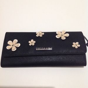 NWT Stella & Max Black Floral Wallet/Clutch * OS